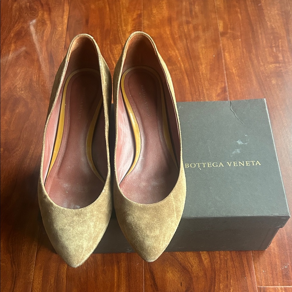 Bottega Veneta Tan Suede Heels Size 8